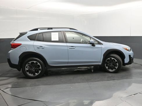 Used 2022 Subaru Crosstrek 2.0i Premium AWD/4WD image 32