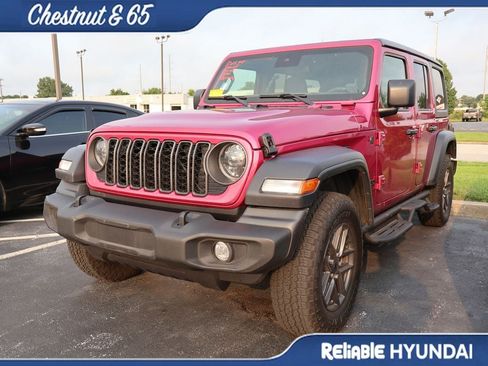 Used 2024 Jeep Wrangler Unlimited Sport AWD/4WD image 11