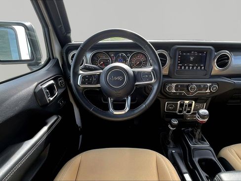 Used 2018 Jeep Wrangler Unlimited Sahara w/ LED Lighting Group image 9