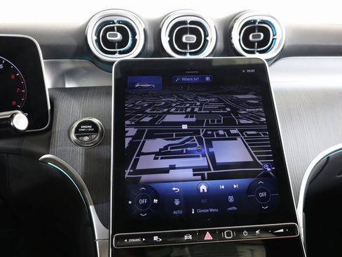 Certified 2026 Mercedes-Benz GLC 300 4MATIC image 20