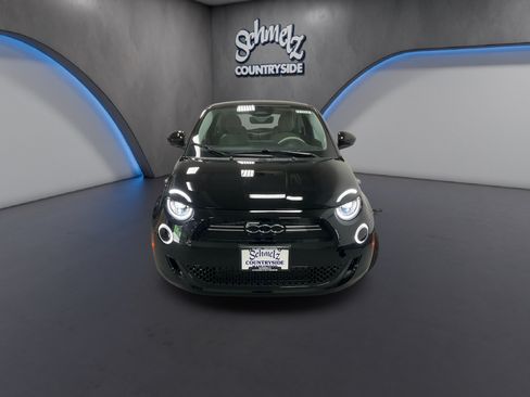 New 2026 FIAT 500 e Icona w/ Quick Order Package 21R FWD image 6