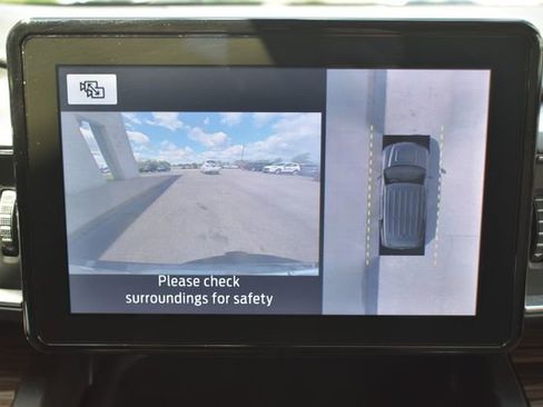 Used 2020 Ford Explorer Limited AWD/4WD image 35