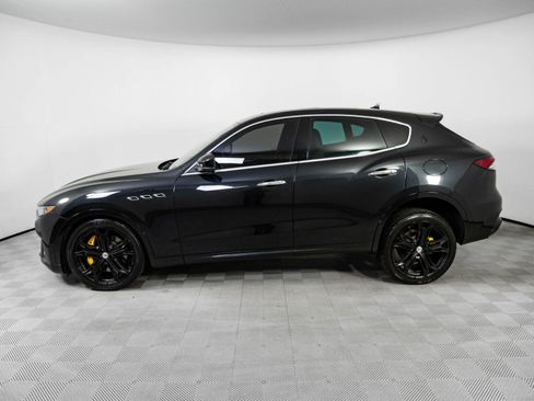 Used 2022 Maserati Levante Modena AWD/4WD image 2