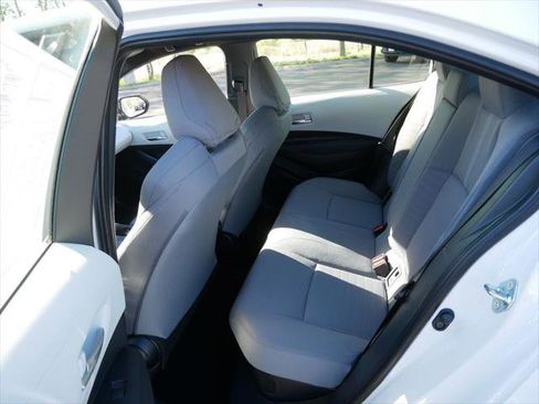 Certified 2026 Toyota Corolla SE w/ SE Premium Package AWD/4WD image 12