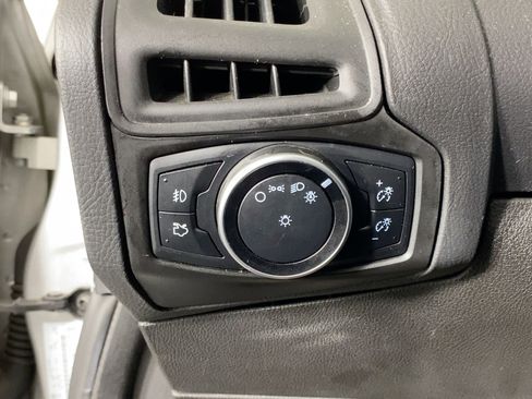 Used 2016 Ford Focus SE w/ Equipment Group 201A image 17