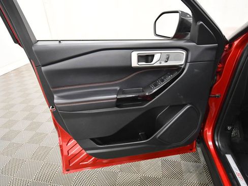 Used 2023 Ford Explorer ST-Line w/ Class IV Trailer Tow Package image 13