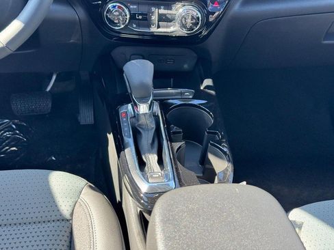 New 2026 Chevrolet Trax LT w/ Driver Confidence Package image 9