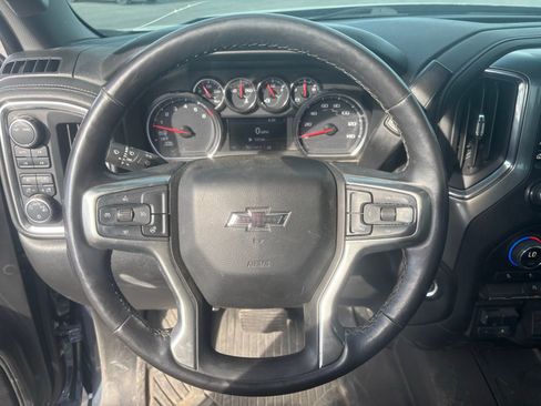 Used 2020 Chevrolet Silverado 1500 LT Trail Boss w/ Convenience Package AWD/4WD image 10