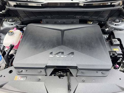 Used 2023 Kia Niro Wind FWD image 7