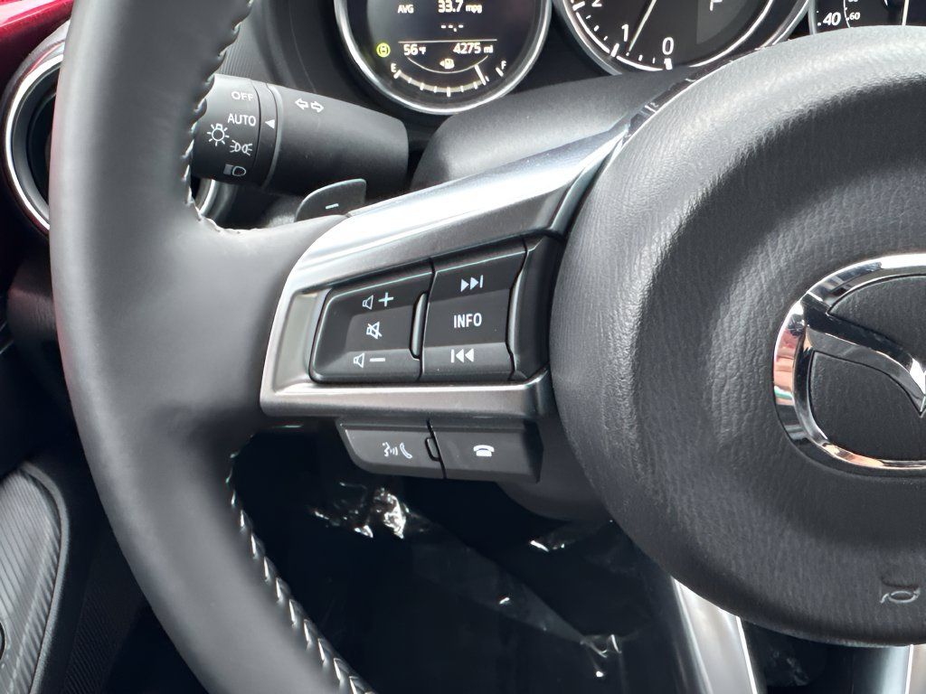 Used 2026 MAZDA MX-5 Miata RF Grand Touring RWD image 16