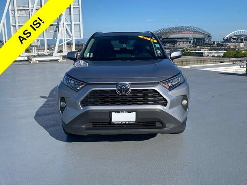 Used 2019 Toyota RAV4 XLE Premium w/ Advanced Technology Package AWD/4WD image 3