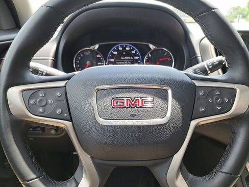 Used 2024 GMC Terrain Denali w/ Denali Premium Package AWD/4WD image 12