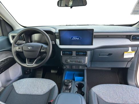 New 2026 Ford Maverick XLT AWD/4WD image 3
