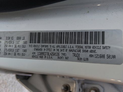 Used 2020 RAM 1500 Laramie image 33