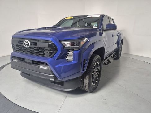 Certified 2024 Toyota Tacoma TRD Sport AWD/4WD image 1