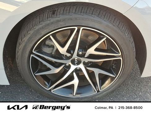 Used 2023 Kia Stinger GT-Line w/ Sun & Sound Package image 10