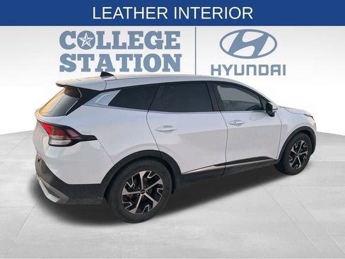 Used 2023 Kia Sportage EX image 5