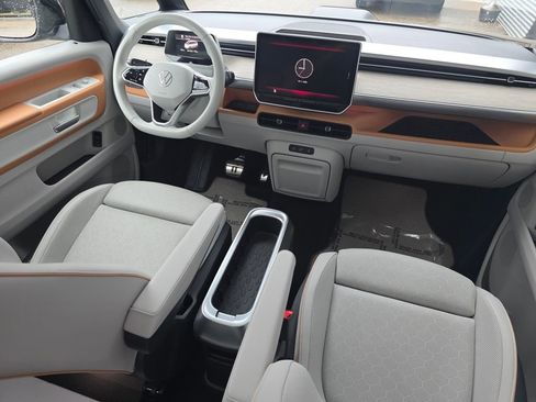 New 2025 Volkswagen ID. Buzz 1st Edition image 3