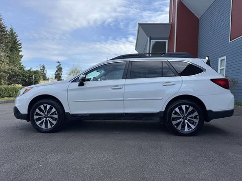 Used 2015 Subaru Outback 2.5i Limited image 5