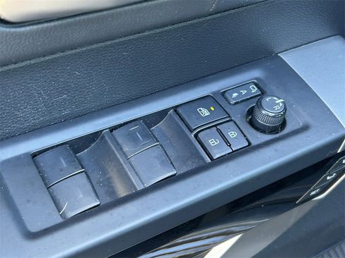Used 2023 Toyota Tundra Limited image 25