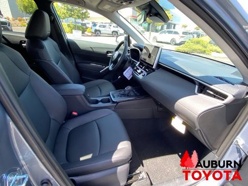 New 2026 Toyota Corolla Cross XLE w/ Convenience Package AWD/4WD image 13