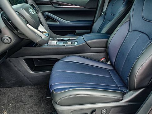 New 2026 INFINITI QX60 Sport AWD/4WD image 14