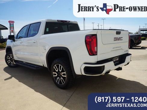 Used 2024 GMC Sierra 1500 AT4 w/ Technology Package AWD/4WD image 2