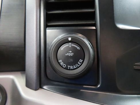 Used 2023 Ford F150 XLT w/ XTR Package image 56