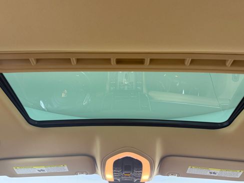 Used 2016 Porsche Panamera Edition image 15