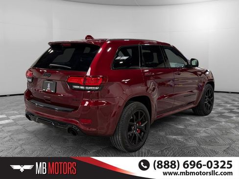 Used 2018 Jeep Grand Cherokee SRT image 3