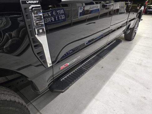Used 2023 Ford F350 Lariat image 12