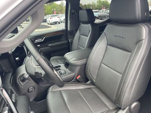 Used 2024 GMC Sierra 1500 Denali w/ Denali Reserve Package image 11