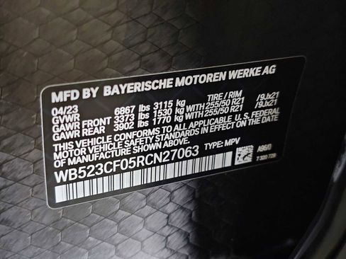 Certified 2024 BMW iX xDrive50 w/ Premium Package AWD/4WD image 34