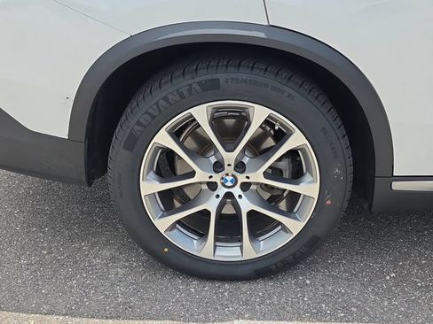 Used 2019 BMW X5 xDrive40i w/ Premium Package 2 AWD/4WD image 5