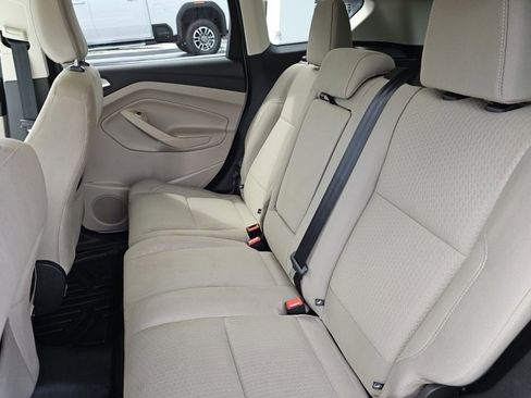 Used 2019 Ford Escape SE image 17