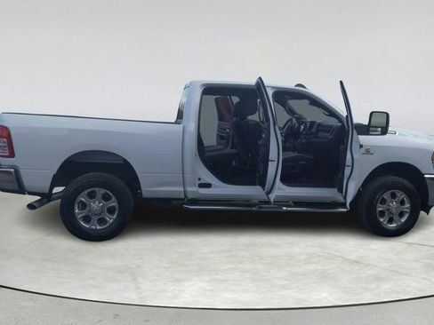Used 2024 RAM 2500 Big Horn image 14