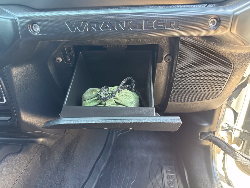 Used 2021 Jeep Wrangler Unlimited Sport AWD/4WD image 40