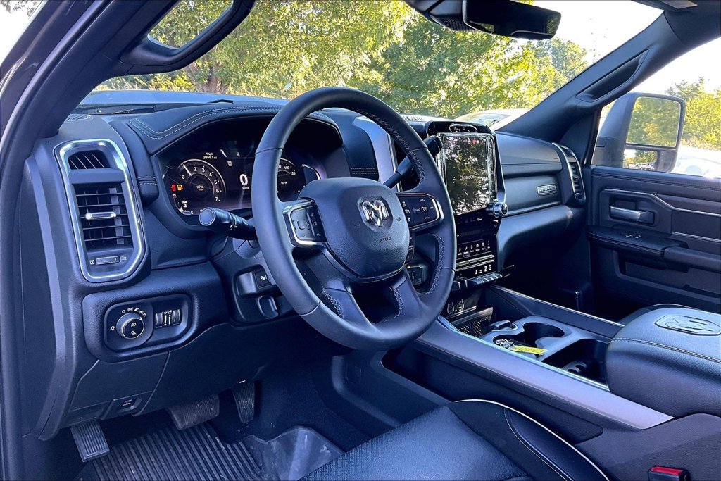 Used 2025 RAM 2500 Laramie w/ Sport Appearance Package AWD/4WD image 10