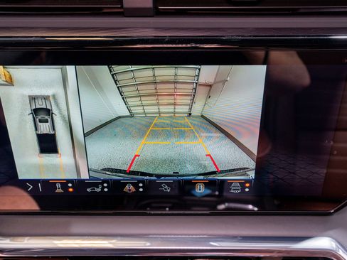 Used 2025 GMC Sierra 2500 Denali Ultimate image 27