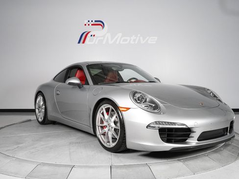 Used 2013 Porsche 911 Carrera S RWD image 34