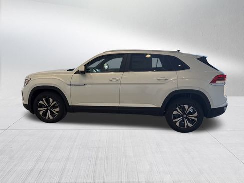 New 2026 Volkswagen Atlas Cross Sport SE image 2