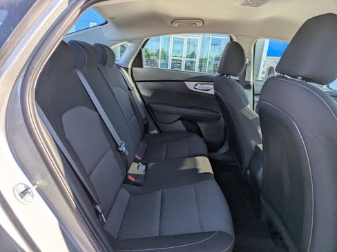 Used 2023 Kia Forte LXS w/ LXS Technology Package FWD image 34