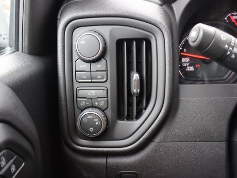 New 2026 Chevrolet Silverado 1500 Custom Trail Boss w/ LPO, Dark Essentials Package image 8