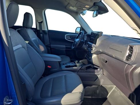 Used 2025 Ford Bronco Sport Badlands image 16
