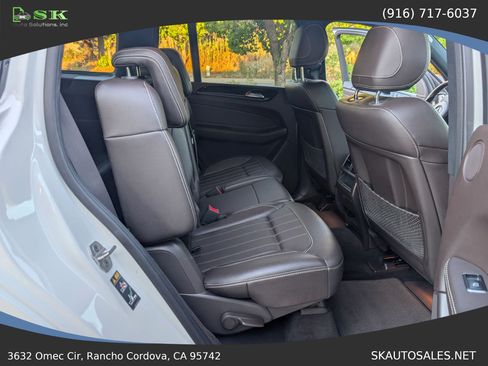 Used 2017 Mercedes-Benz GLS 450 4MATIC image 28