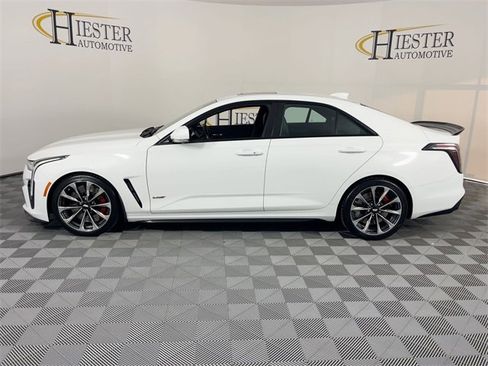 Used 2022 Cadillac CT4 V Blackwing image 5