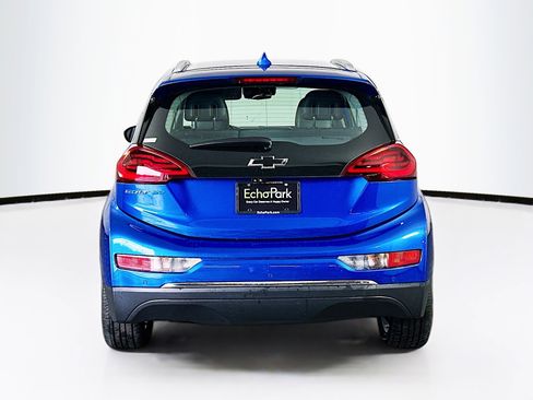 Used 2017 Chevrolet Bolt Premier w/ Driver Confidence II Package image 7