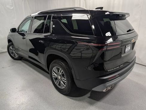 New 2027 Chevrolet Traverse LT w/ Driver Confidence Package AWD/4WD image 6