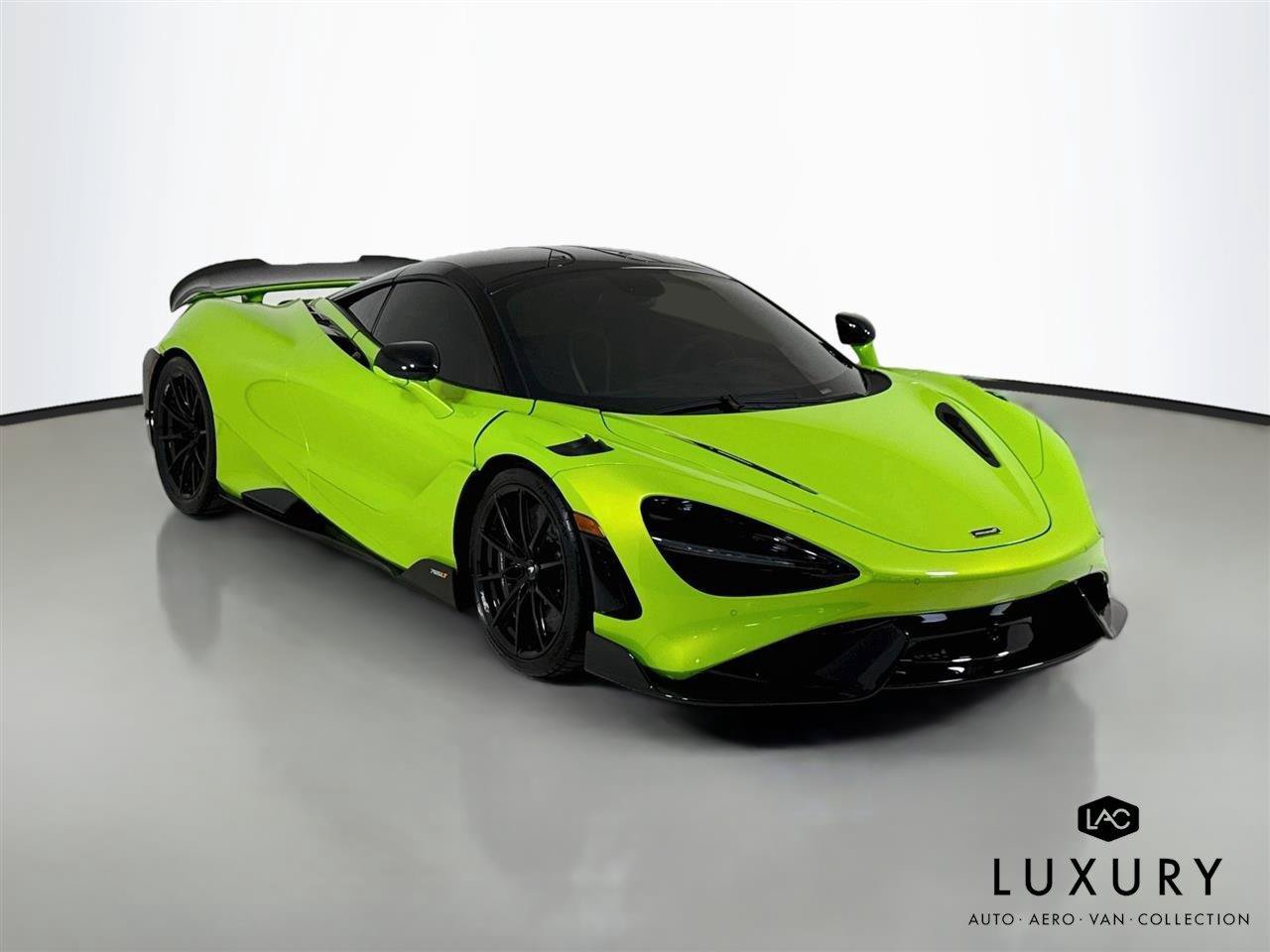 Used 2021 McLaren 765LT RWD image 2