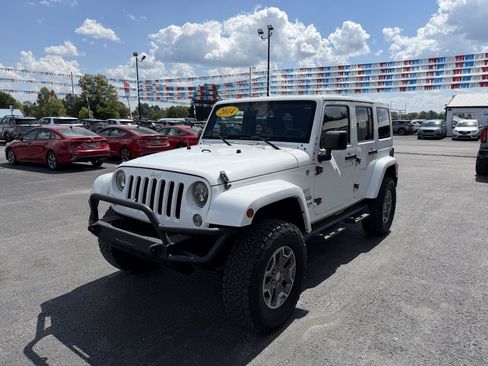 Used 2014 Jeep Wrangler Unlimited Sport w/ Quick Order Package 24S AWD/4WD image 9